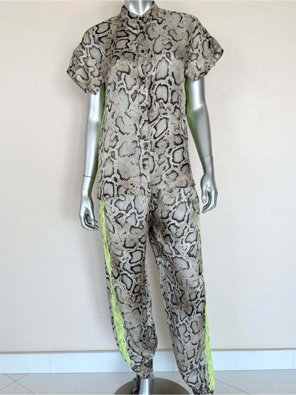 Pinko women 2 pieces animal print costume size 6US/10US Retail 320$
